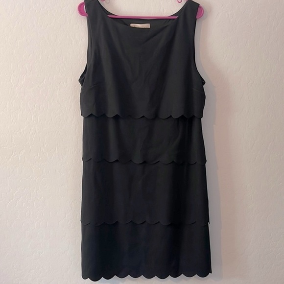 Philosophy Tiered Scallop Ruffle Shift Little Black Dress Size Large - Picture 9 of 9